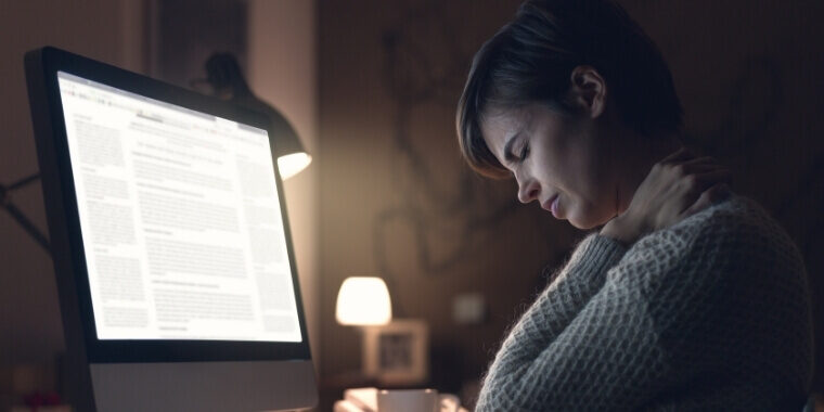 Can neck pain be caused by carpal tunnel syndrome?