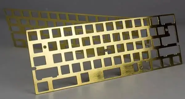 close up for brass plate keyboard