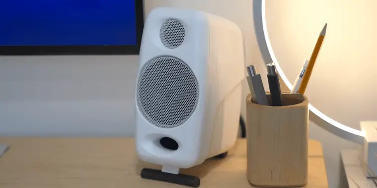 How to Connect a Speaker Wirelessly